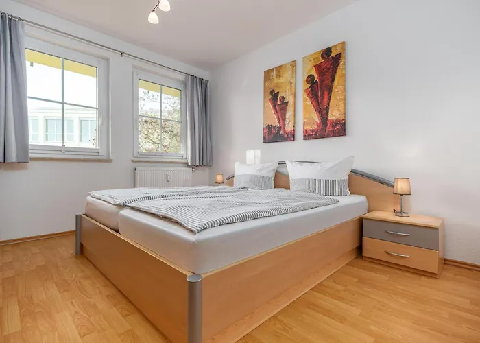 Hafenstrasse 28 2 Stadtgefluester Zingst